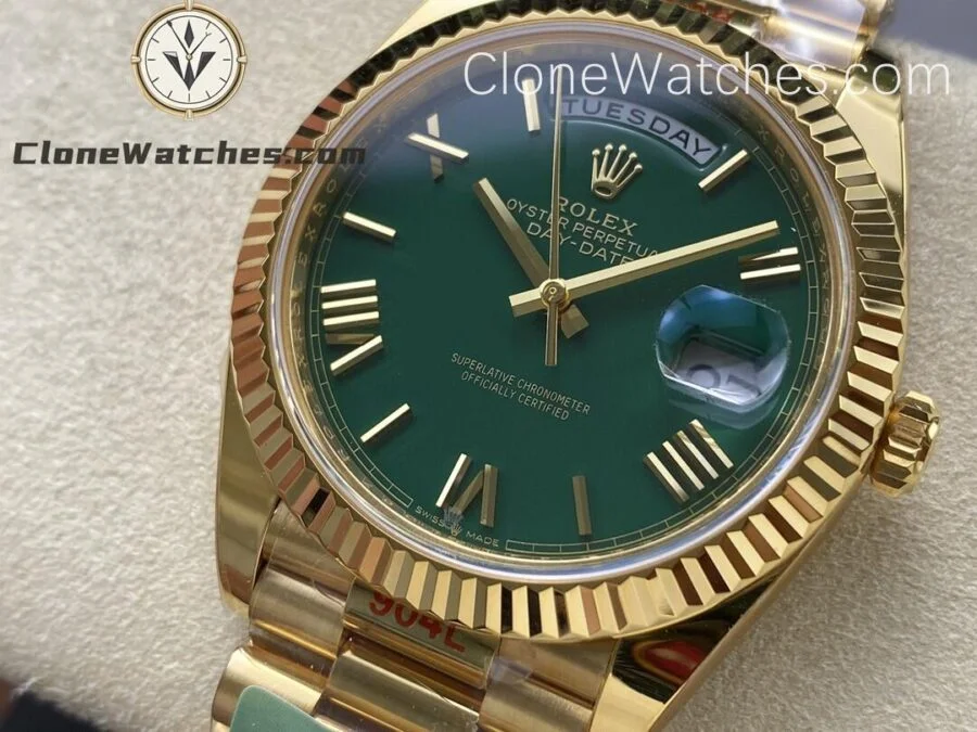 Rolex Super Clone Watches 1:1 Day Date 18K Gold Green Roman Dial 40mm m228238 3255 Movement - Image 3