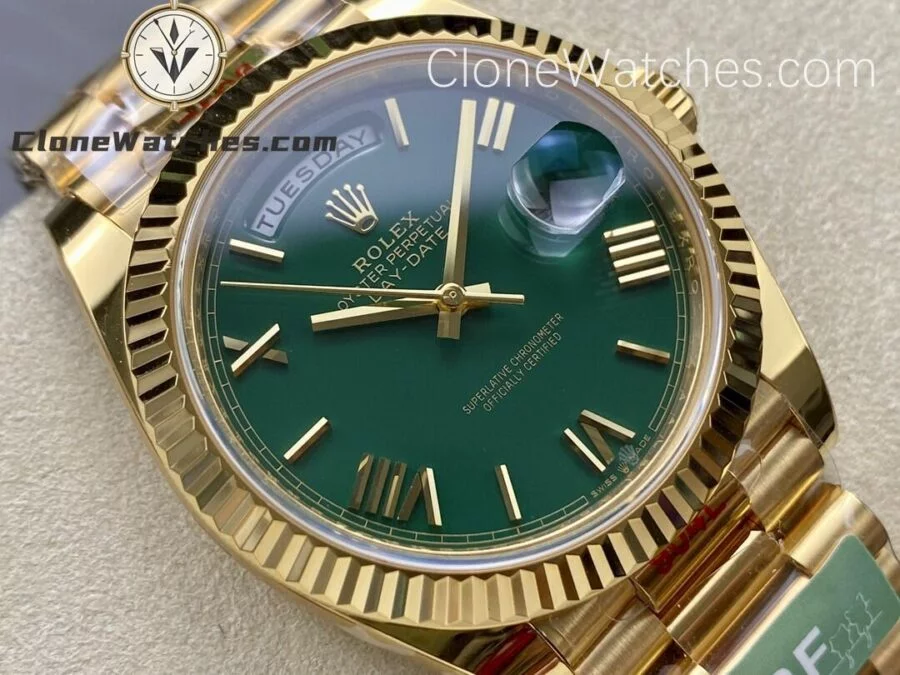 Rolex Super Clone Watches 1:1 Day Date 18K Gold Green Roman Dial 40mm m228238 3255 Movement - Image 2