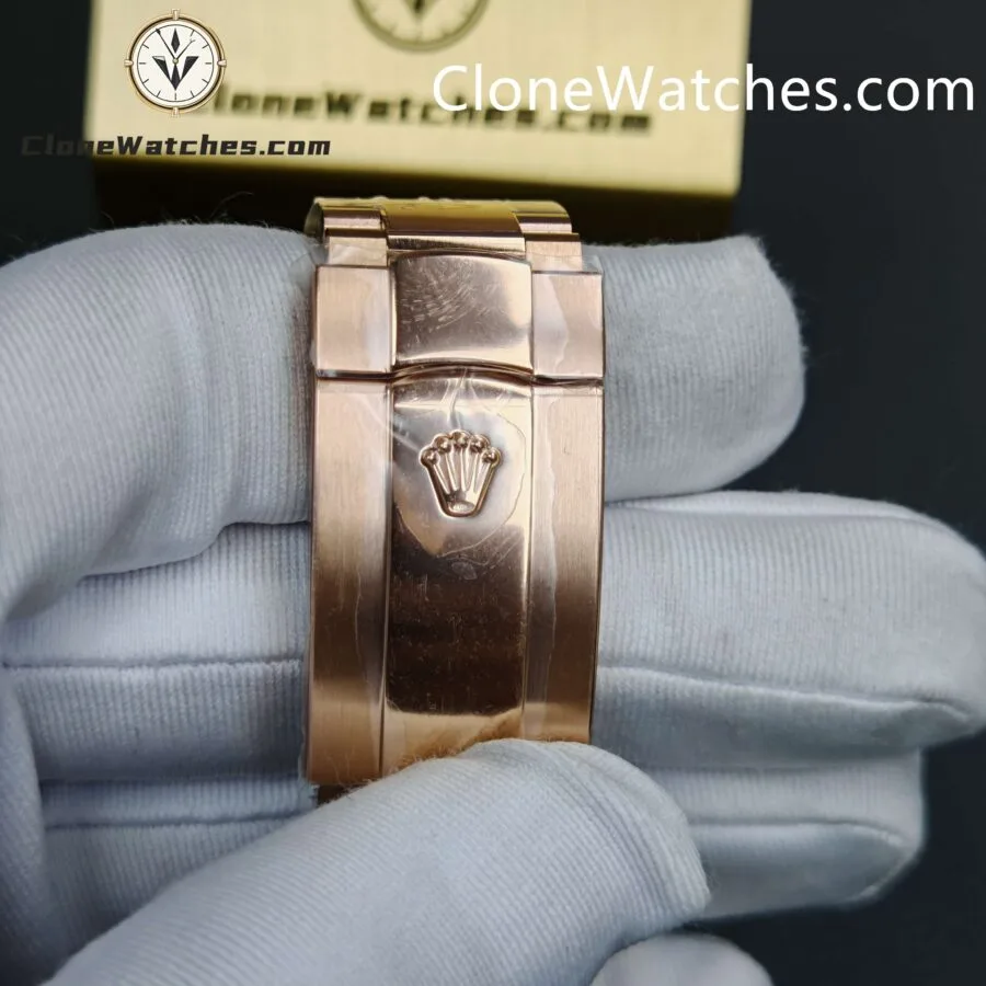 Rolex Super Clone Watches 1:1 Sky Dweller Rose Gold Blue Oyster M336935 9002 Movement - Image 11