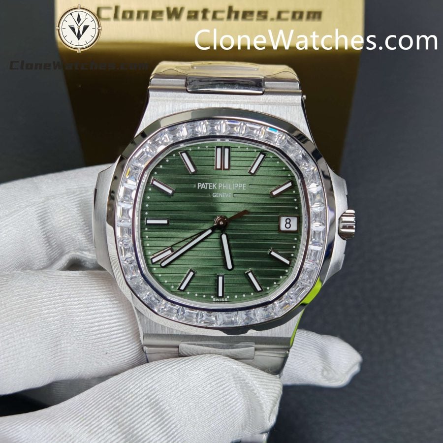 Patek Philippe Super Clone Watches 1:1 Nautilus 5711 Green Dial Diamond Bezel - Image 4