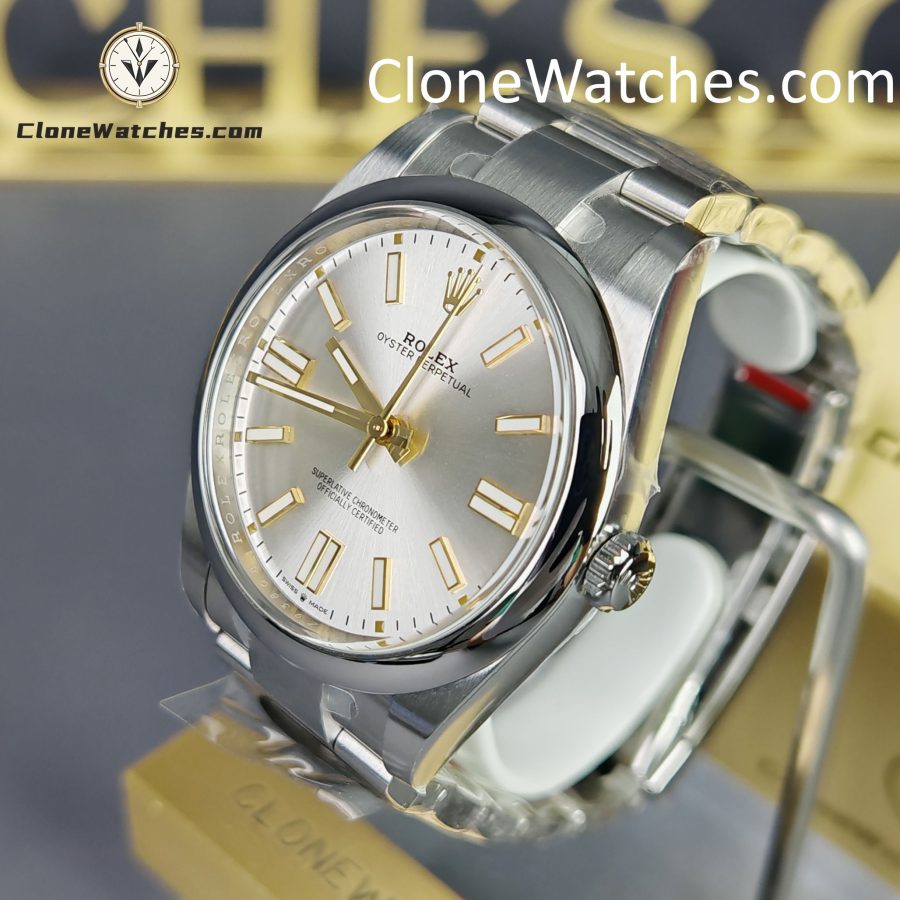 Rolex Super Clone Watches 1:1 Oyster Perpetual Silver Dial 41mm M124300 3230 Movement - Image 3