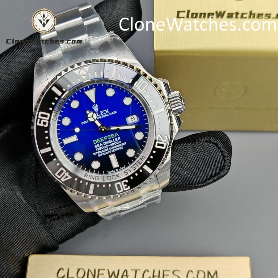 Rolex Super Clone Watches 1:1 Deepsea Sea Dweller Gradient Blue Dial M126660 3235 Movement - Image 6