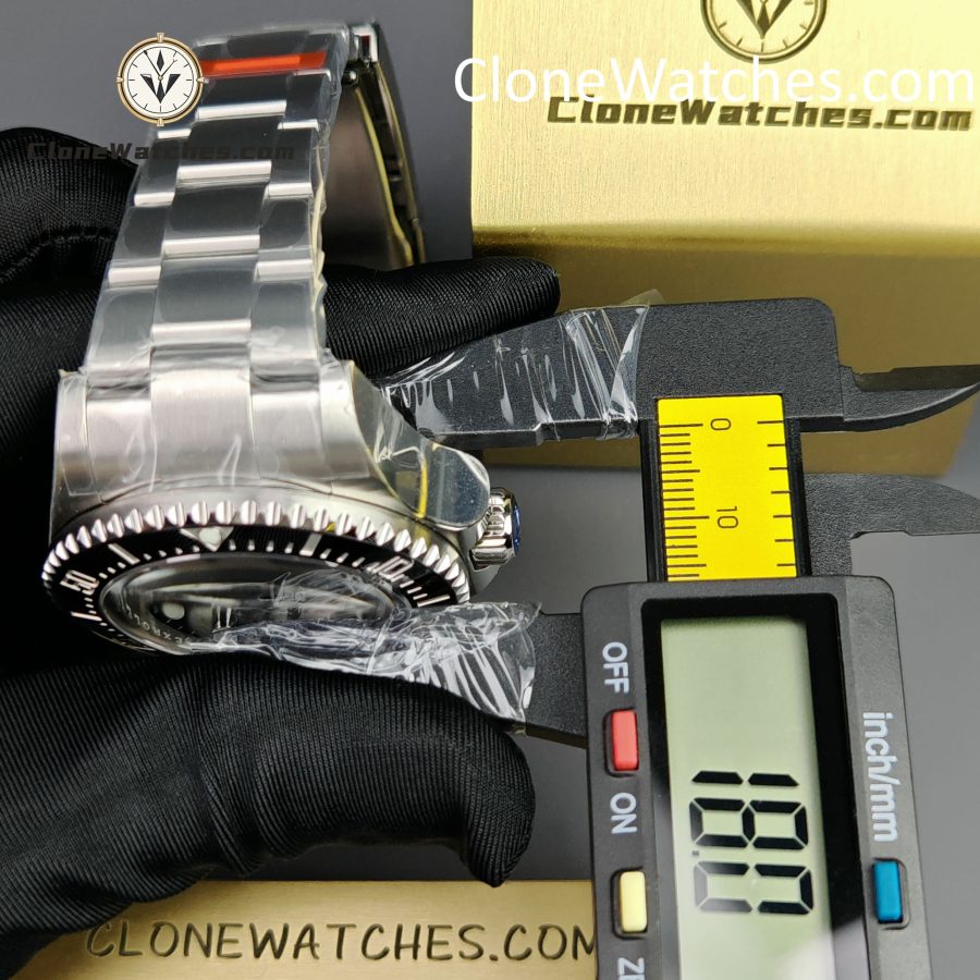 Rolex Super Clone Watches 1:1 Deepsea Sea Dweller Gradient Blue Dial M126660 3235 Movement - Image 16