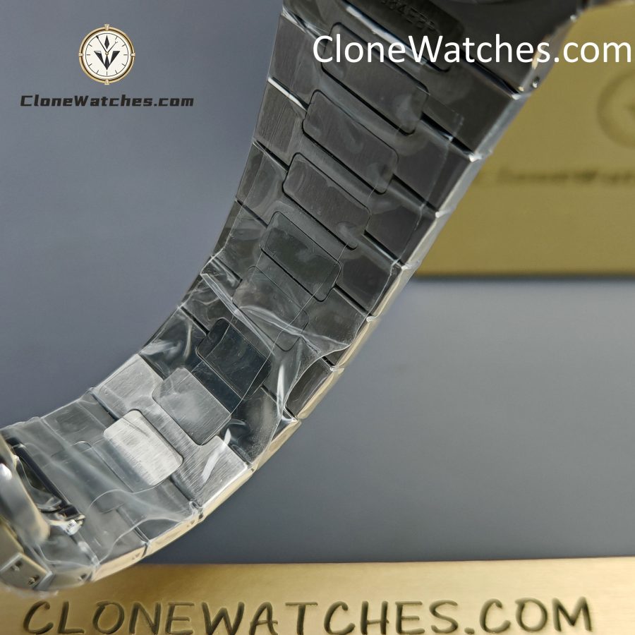 Patek Philippe Super Clone Watches 1:1 Nautilus Moon Phase 5712 Tiffany & Co Blue Dial New Clasp - Image 10