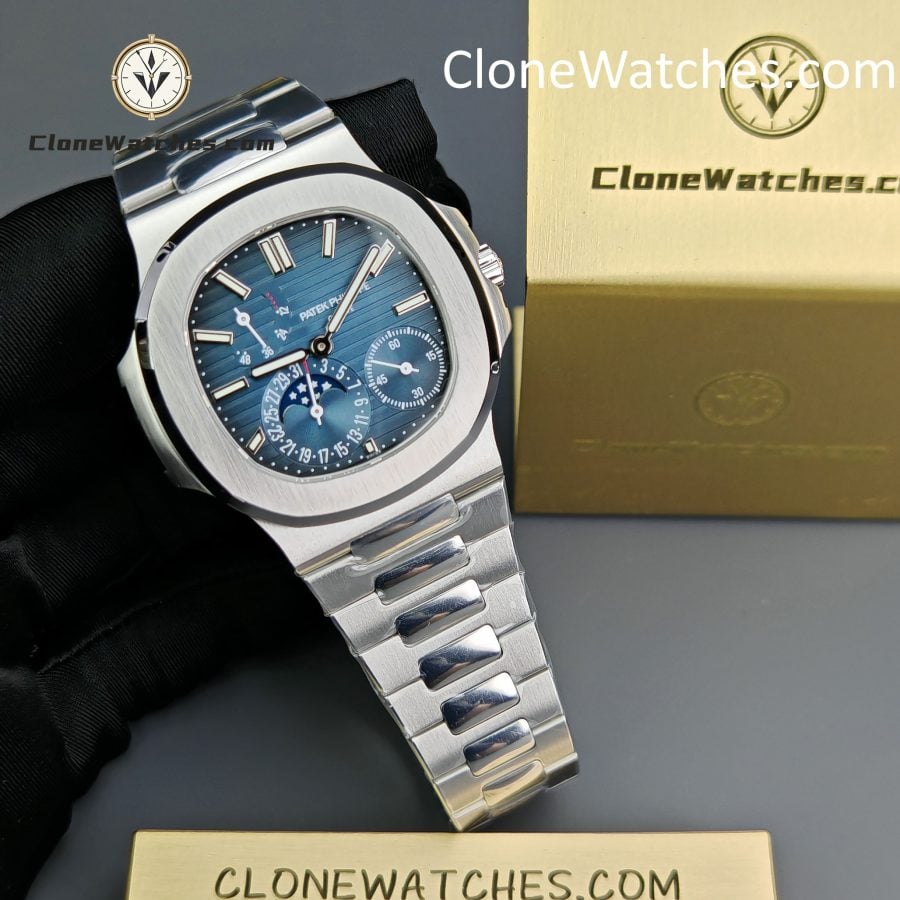Patek Philippe Super Clone Watches 1:1 Nautilus Moon Phase 5712 Blue Dial New Clasp - Image 4