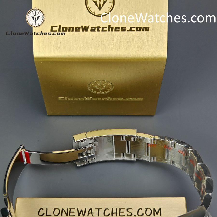 Rolex Super Clone Watches 1:1 Oyster Perpetual Green Dial 41mm M124300 3230 Movement - Image 12