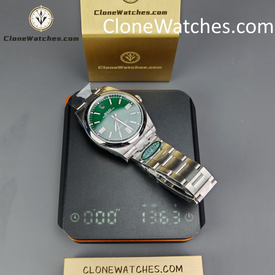 Rolex Super Clone Watches 1:1 Oyster Perpetual Green Dial 41mm M124300 3230 Movement - Image 16