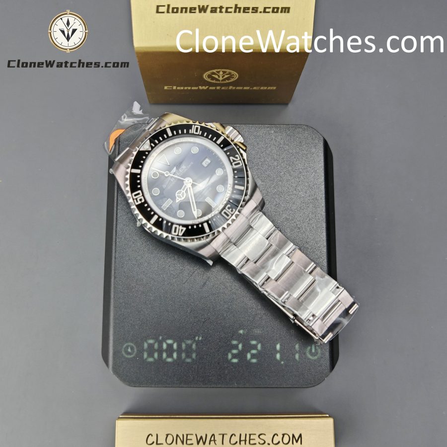 Rolex Super Clone Watches 1:1 Deepsea Sea Dweller Gradient Blue Dial M126660 3235 Movement - Image 17