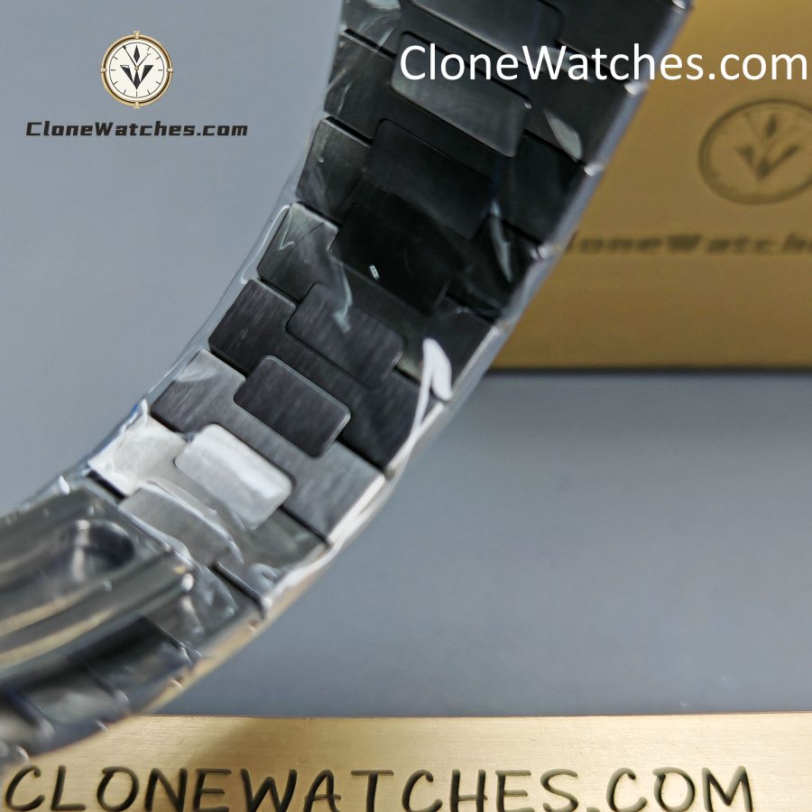 Patek Philippe Super Clone Watches 1:1 Nautilus 5711 Green Dial - Image 9