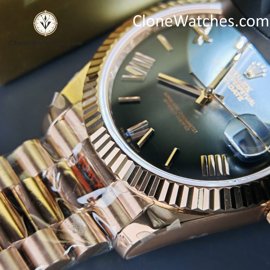 Rolex Super Clone Watches 1:1 Day Date 18K Rose Gold Grey Roman Dial 40mm m228235-0055 3255 Movement - Image 14