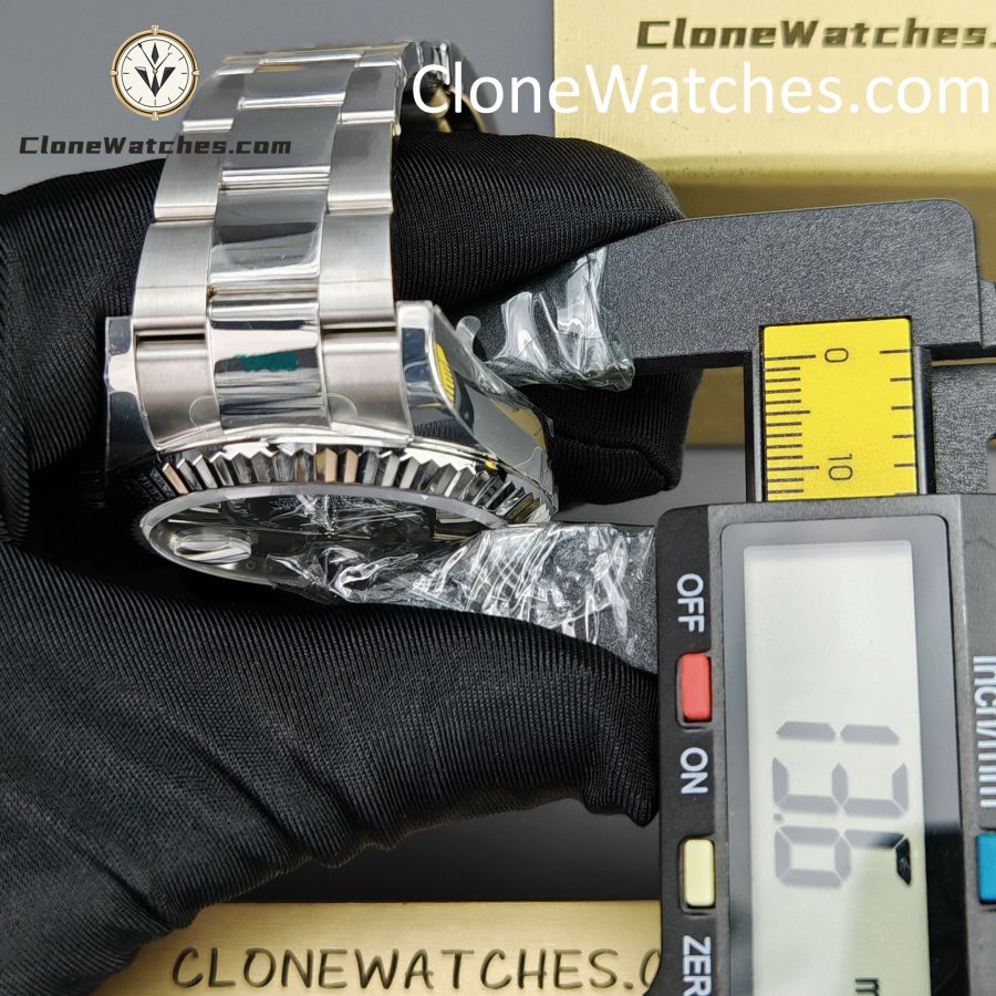 Rolex Super Clone Watches 1:1 Sky Dweller Green Dial Oyster M336934 9002 Movement - Image 16