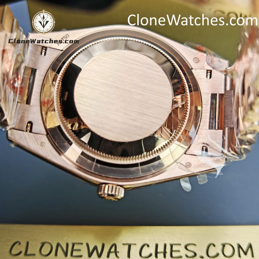 Rolex Super Clone Watches 1:1 Day Date 18K Rose Gold Black Diamond Dial 40mm m228235-0045 3255 Movement - Image 10