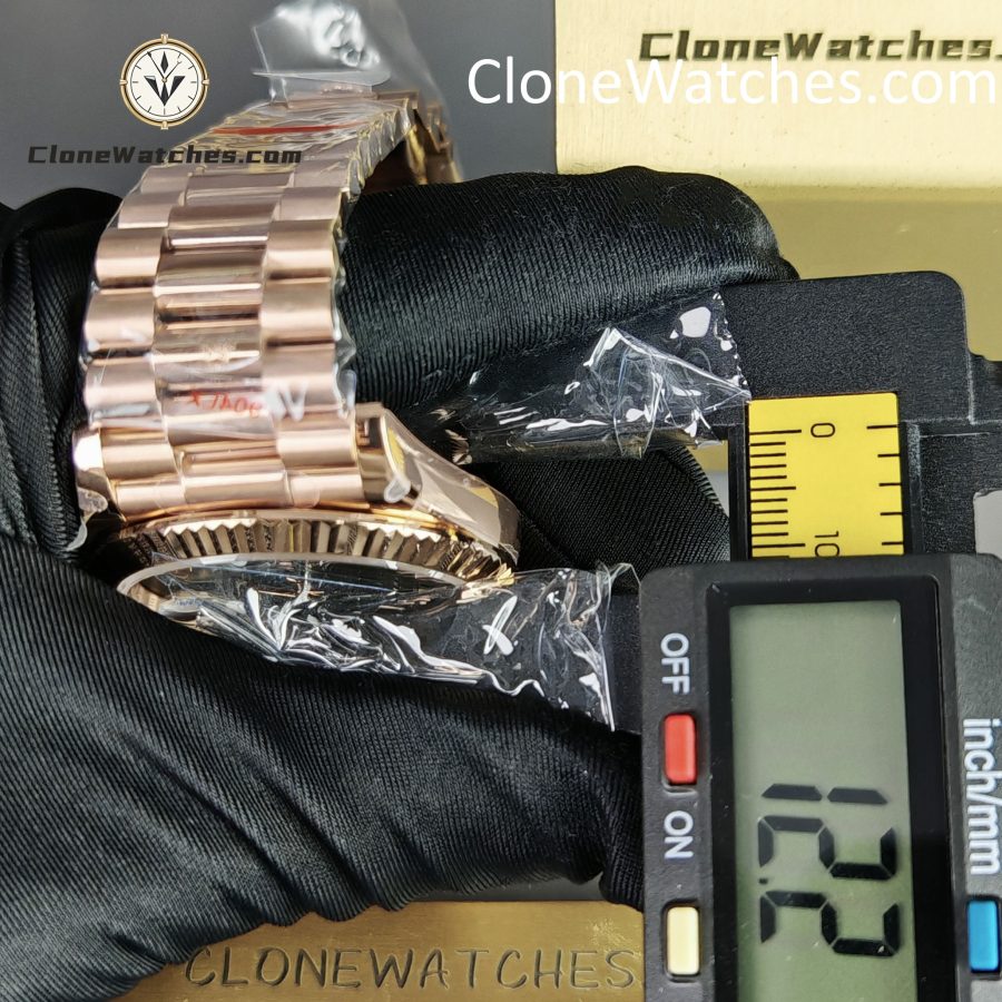Rolex Super Clone Watches 1:1 Day Date 18K Rose Gold Olive Green Dial 40mm m228235-0025 3255 Movement - Image 15