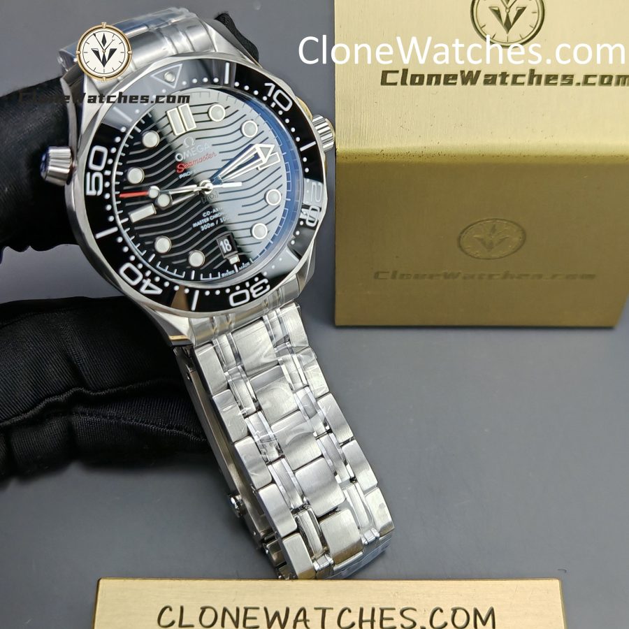 OMEGA Super Clone Watches 1:1 Seamaster Diver 300M 210.30.42.20.01.001 42MM - Image 4
