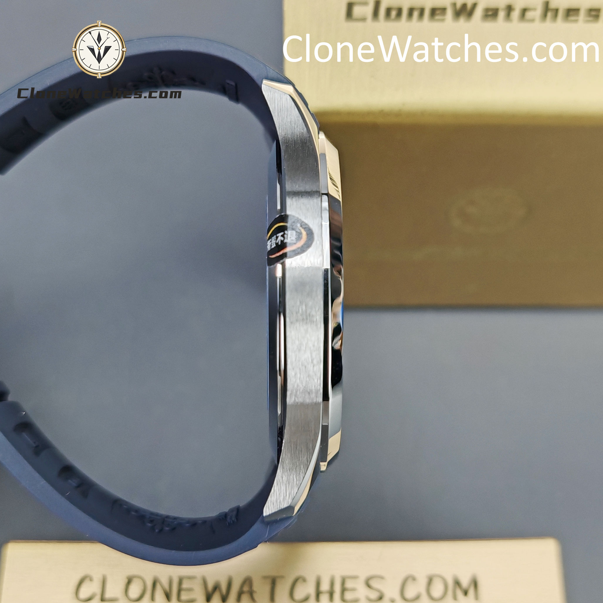 Patek Philippe Super Clone Watches 1:1 Aquanaut 5168G-001 Jumbo Blue 42 mm - Image 8