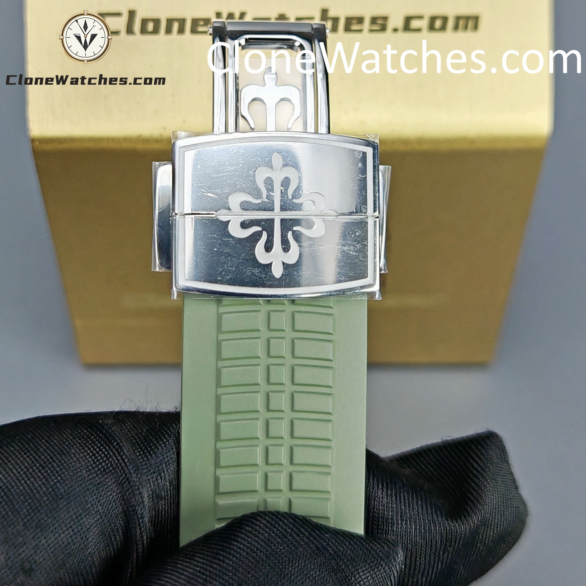 Patek Philippe Super Clone Watches 1:1 Aquanaut White Gold 5168G-010 42 mm - Image 9