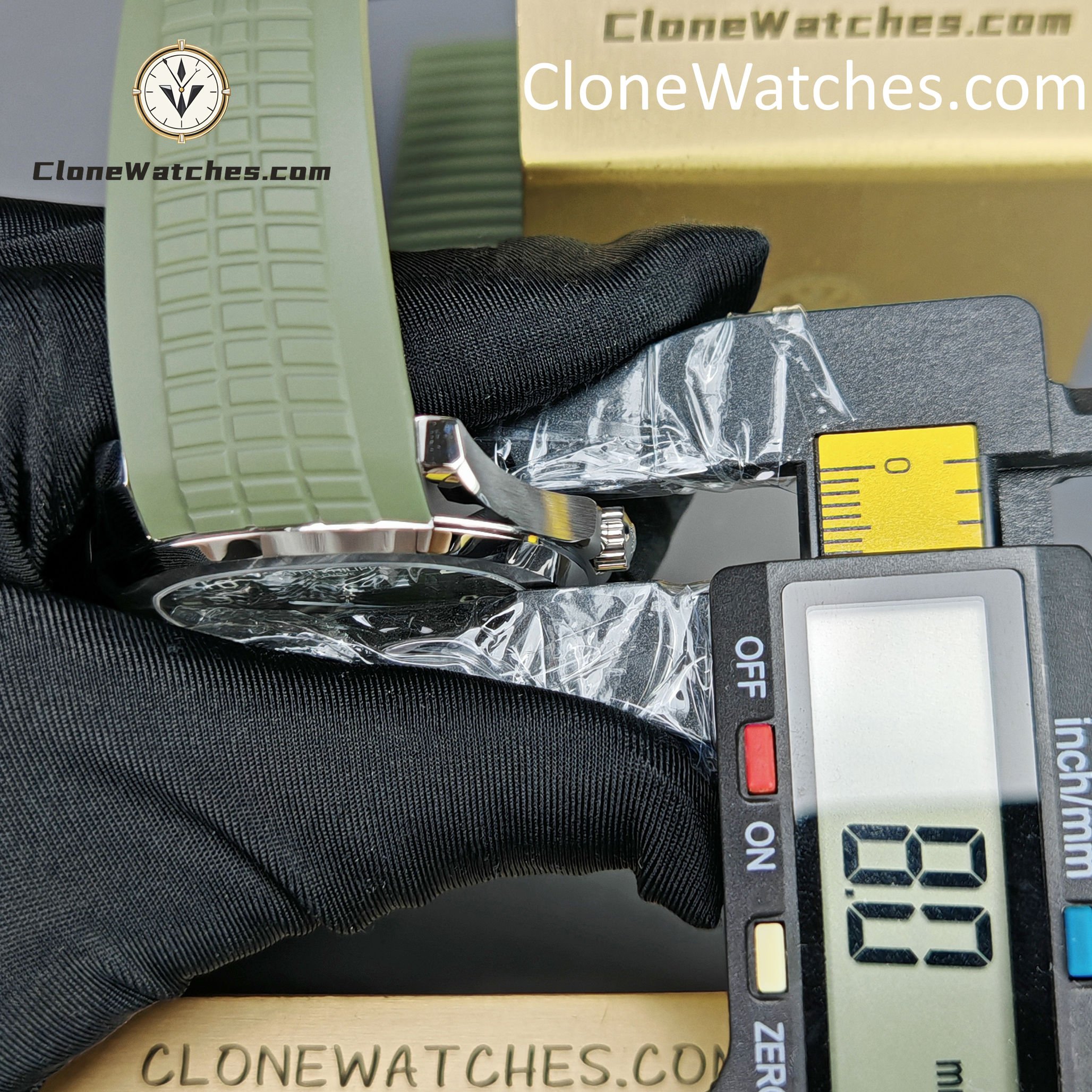 Patek Philippe Super Clone Watches 1:1 Aquanaut White Gold 5168G-010 42 mm - Image 15