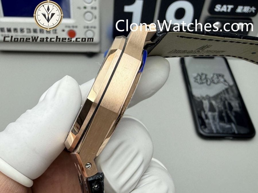 Audemars Piguet Super Clone Watches 1:1 Royal Oak Rose Gold 15500 Black Dial Leather strap - Image 6