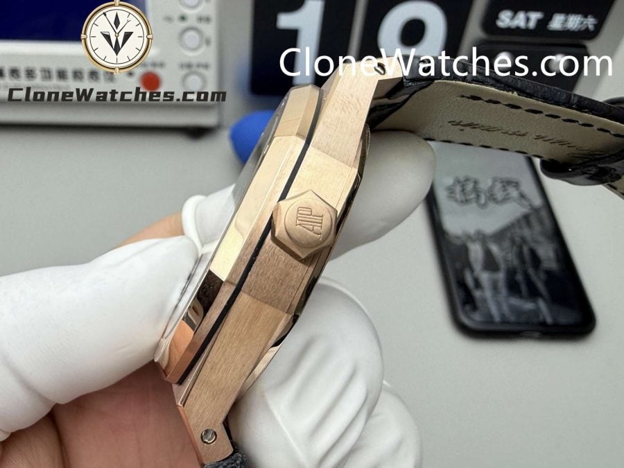 Audemars Piguet Super Clone Watches 1:1 Royal Oak Rose Gold 15500 Black Dial Leather strap - Image 7