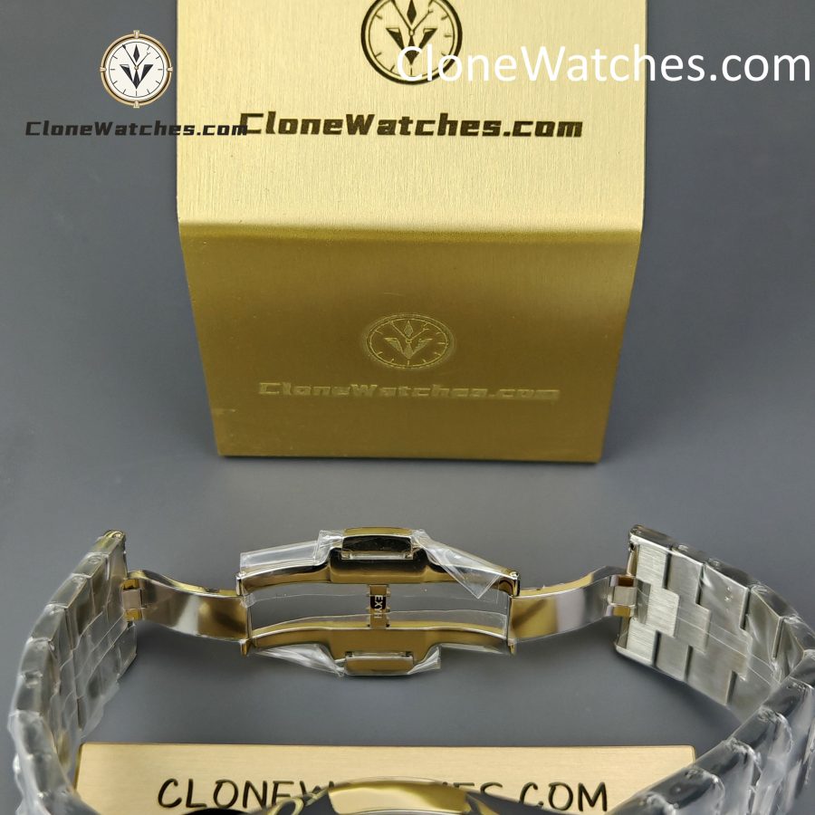 Vacheron Constantin Super Clone Watches 1:1 Overseas 4500V/210A-B128 Blue Dial - Image 11
