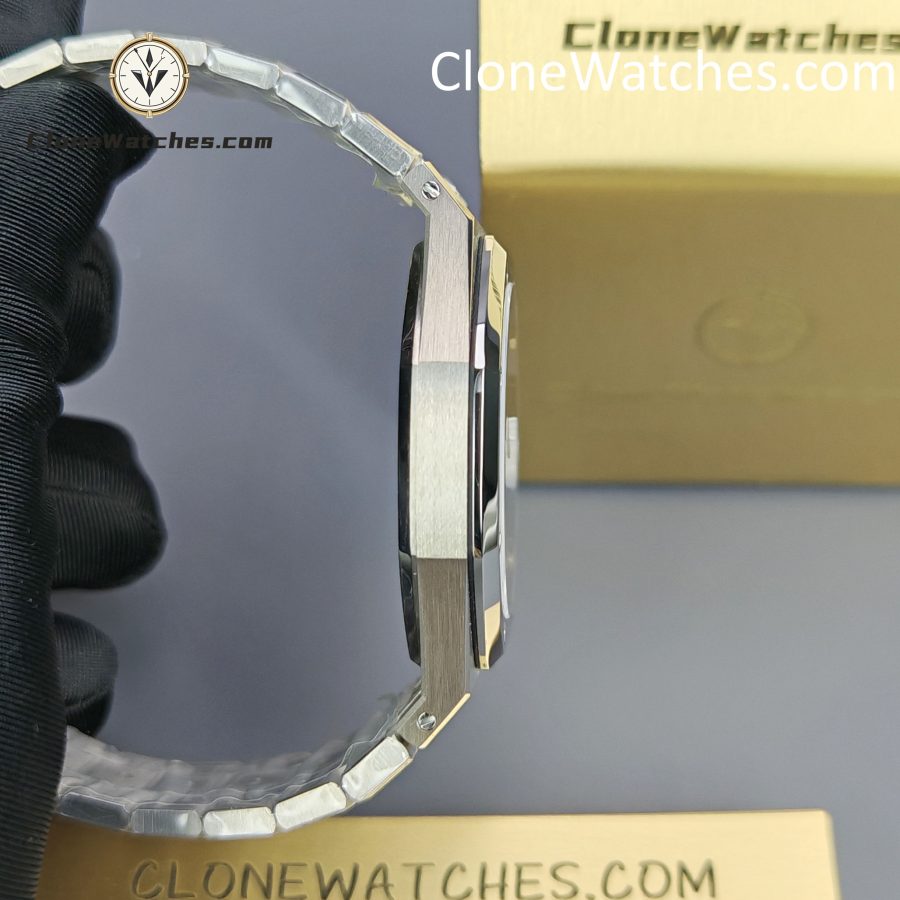 Audemars Piguet Super Clone Watches 1:1 Royal Oak “Jumbo” 15202IP Blue Dial - Image 9