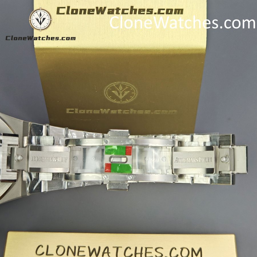 Audemars Piguet Super Clone Watches 1:1 Royal Oak “Jumbo” 15202IP Blue Dial - Image 13