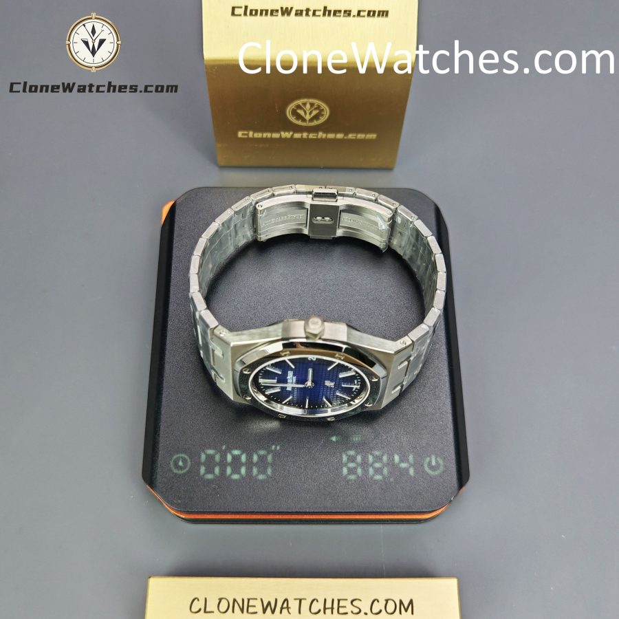Audemars Piguet Super Clone Watches 1:1 Royal Oak “Jumbo” 15202IP Blue Dial - Image 16