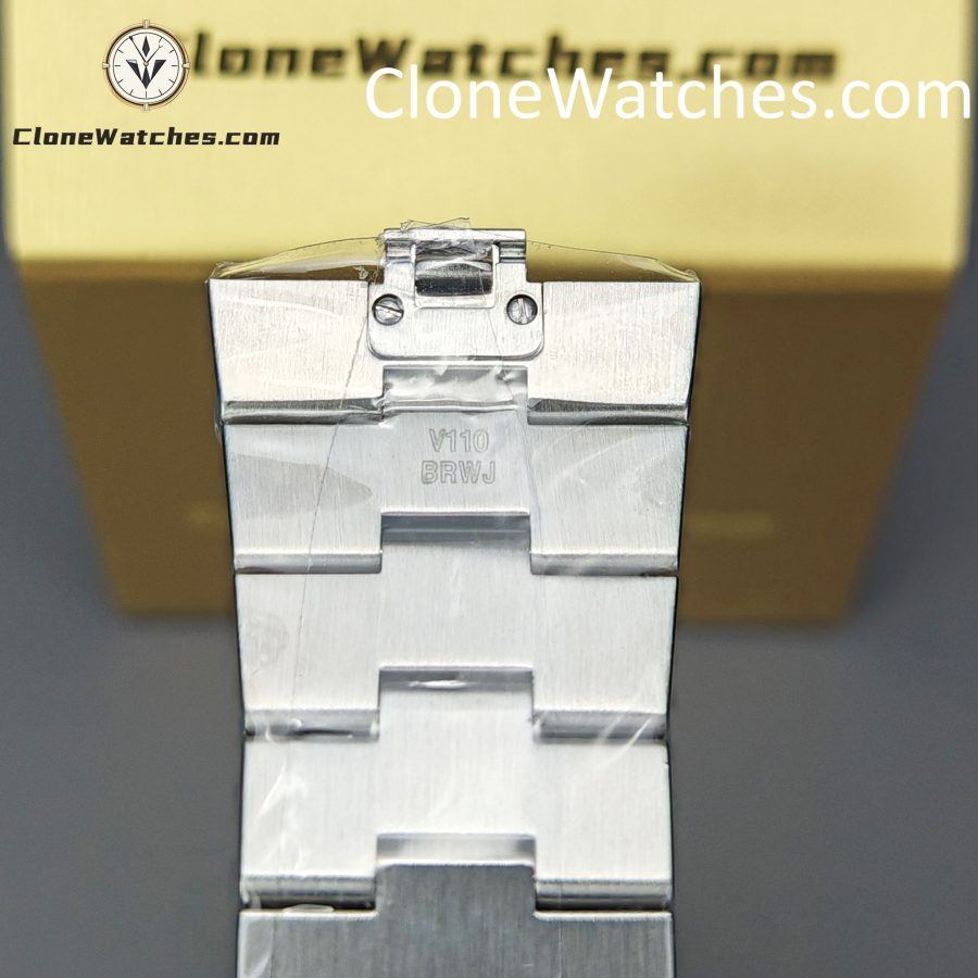 Vacheron Constantin Super Clone Watches 1:1 Overseas Dual Time 7920V/210A-B333 White Dial - Image 13