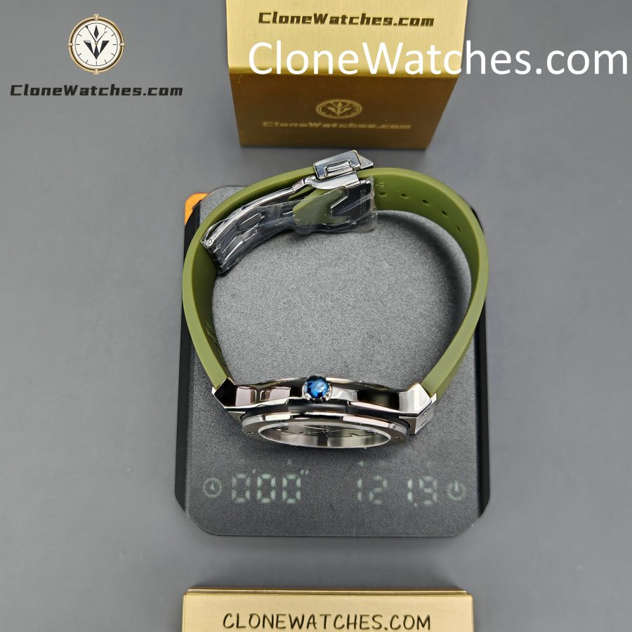 Hublot Super Clone Watches 1:1 Classic Fusion Titanium Green 42MM 542.NX.8970.RX - Image 14