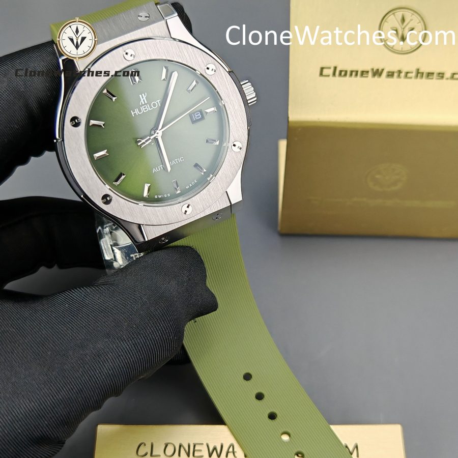 Hublot Super Clone Watches 1:1 Classic Fusion Titanium Green 42MM 542.NX.8970.RX - Image 3