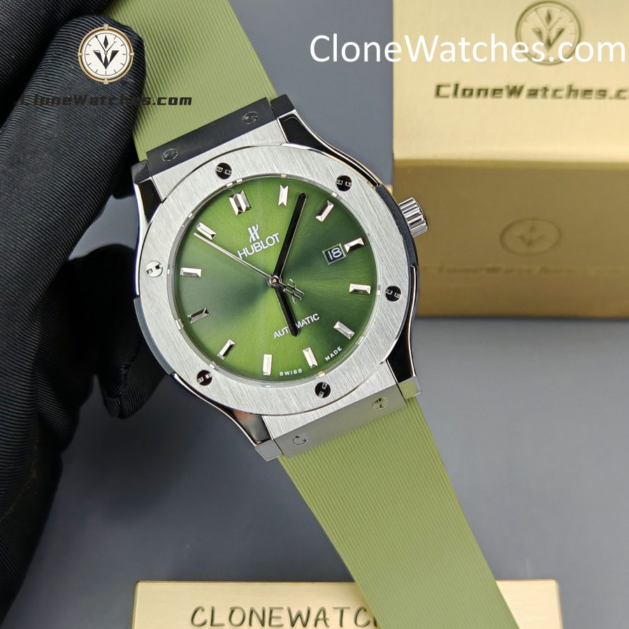 Hublot Super Clone Watches 1:1 Classic Fusion Titanium Green 42MM 542.NX.8970.RX - Image 4