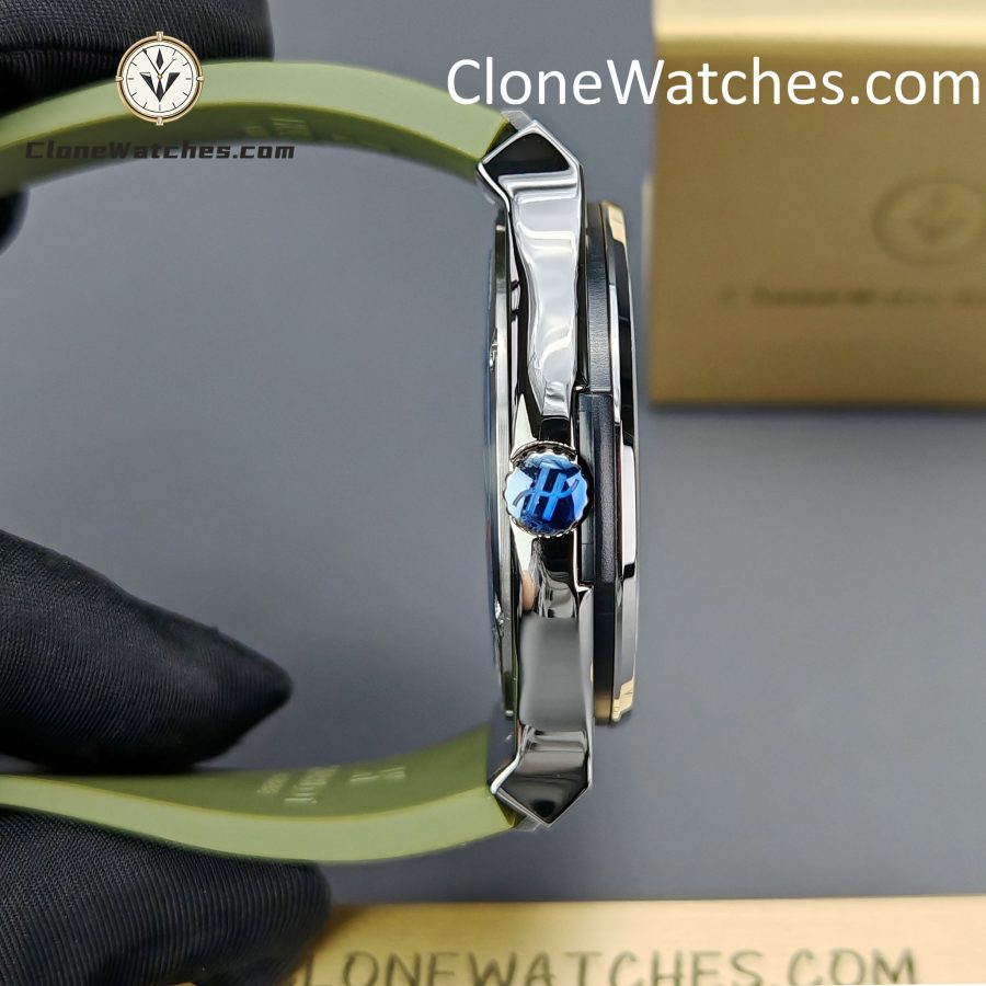 Hublot Super Clone Watches 1:1 Classic Fusion Titanium Green 42MM 542.NX.8970.RX - Image 5