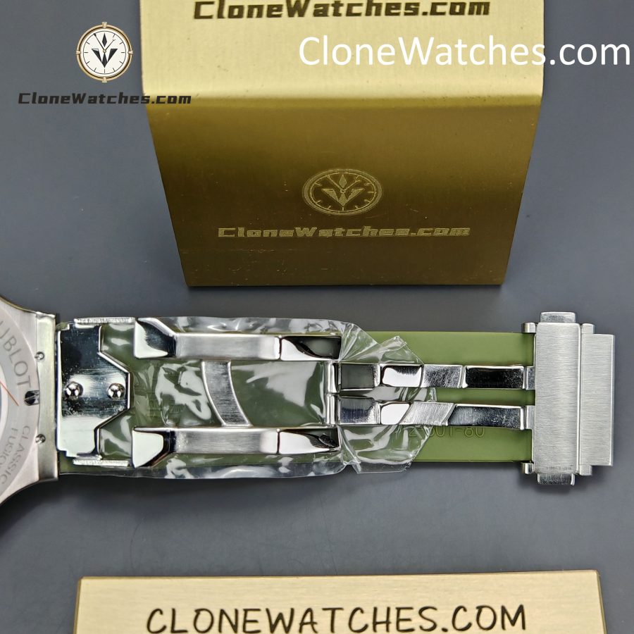 Hublot Super Clone Watches 1:1 Classic Fusion Titanium Green 42MM 542.NX.8970.RX - Image 9