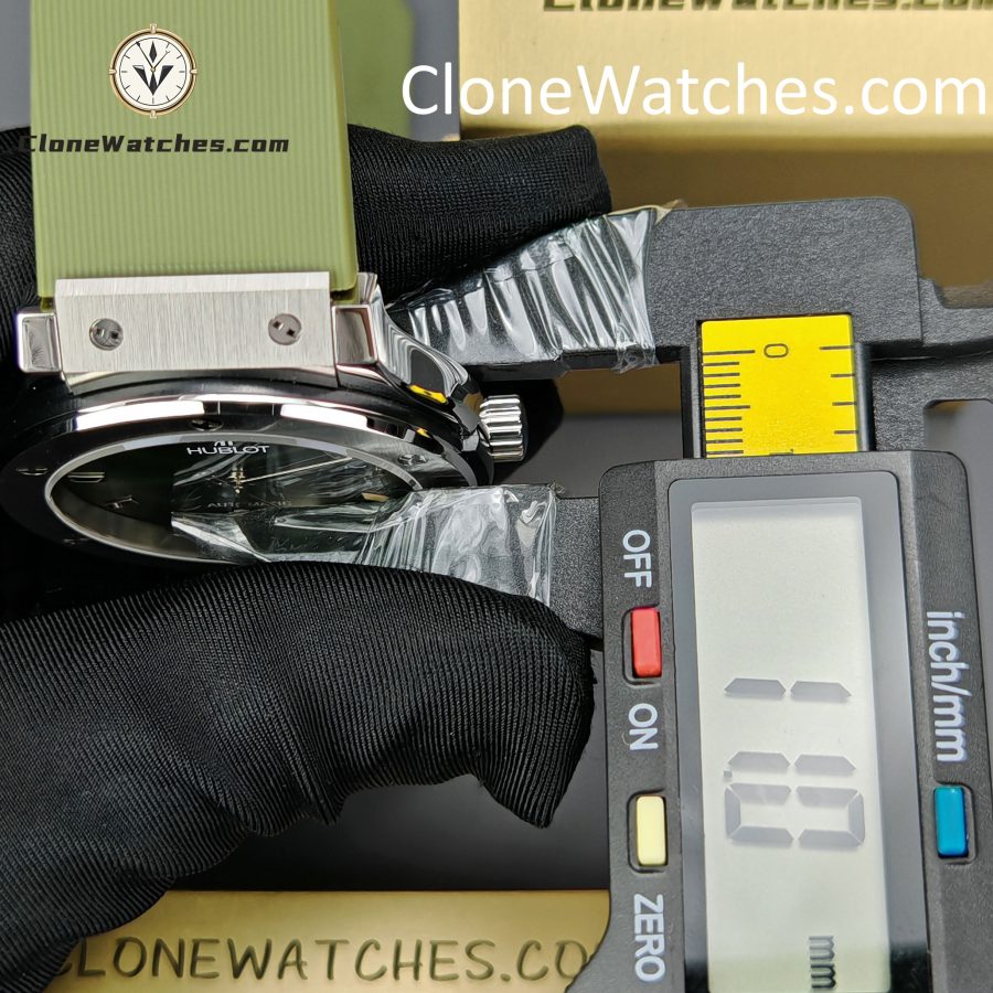 Hublot Super Clone Watches 1:1 Classic Fusion Titanium Green 42MM 542.NX.8970.RX - Image 13
