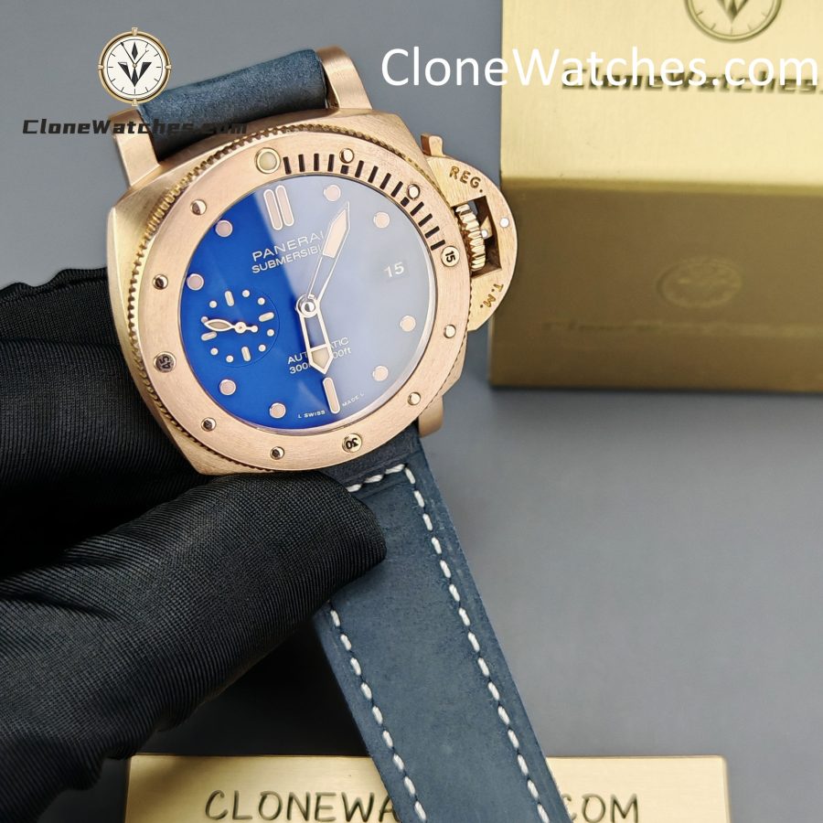 Panerai Super Clone Watches 1:1 Submersible Bronzo PAM01074 Blue Dial - Image 4