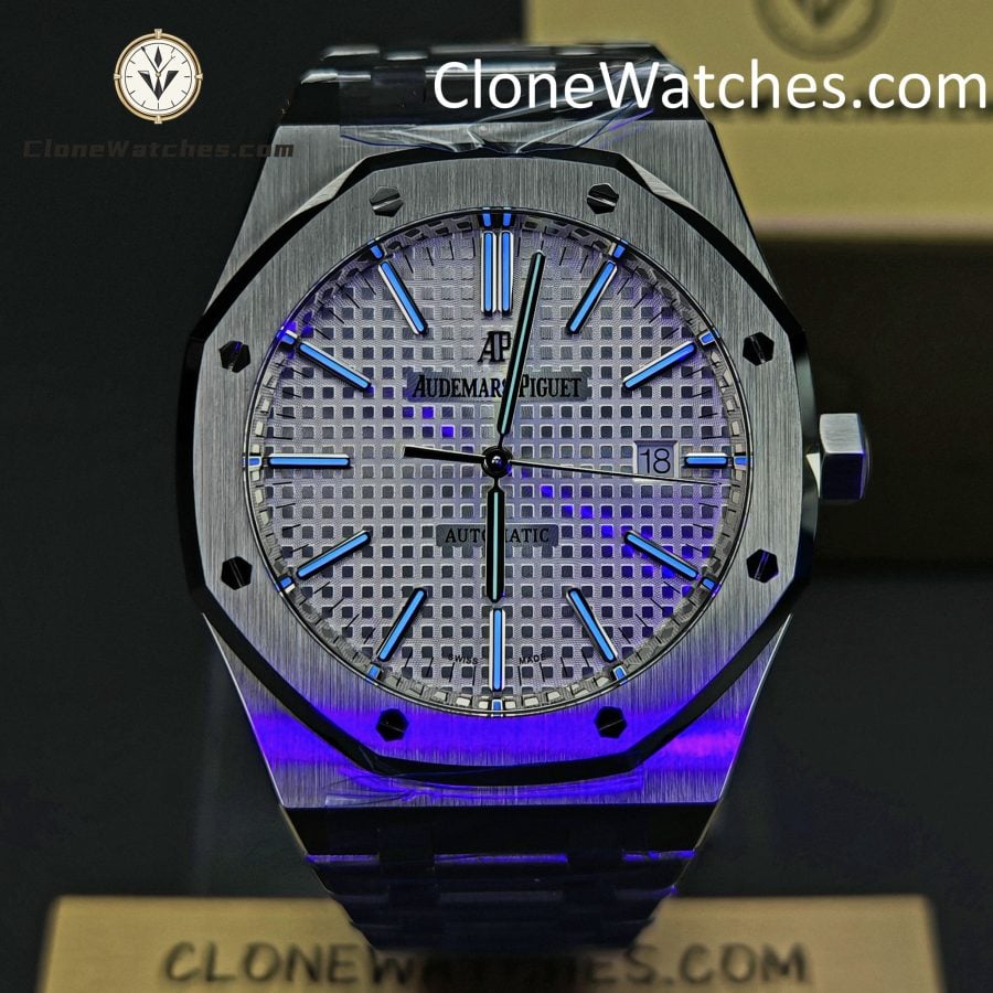 Audemars Piguet Super Clone Watches 1:1 Royal Oak 15400 White Dial - Image 2