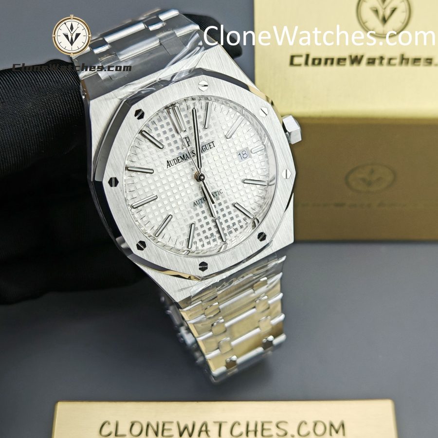 Audemars Piguet Super Clone Watches 1:1 Royal Oak 15400 White Dial - Image 3