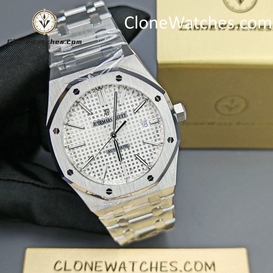 Audemars Piguet Super Clone Watches 1:1 Royal Oak 15400 White Dial - Image 5