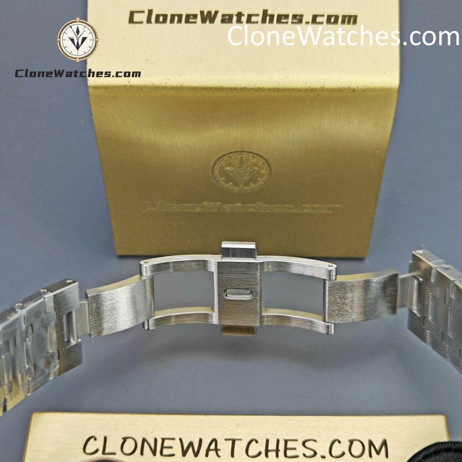 Audemars Piguet Super Clone Watches 1:1 Royal Oak 15400 White Dial - Image 13