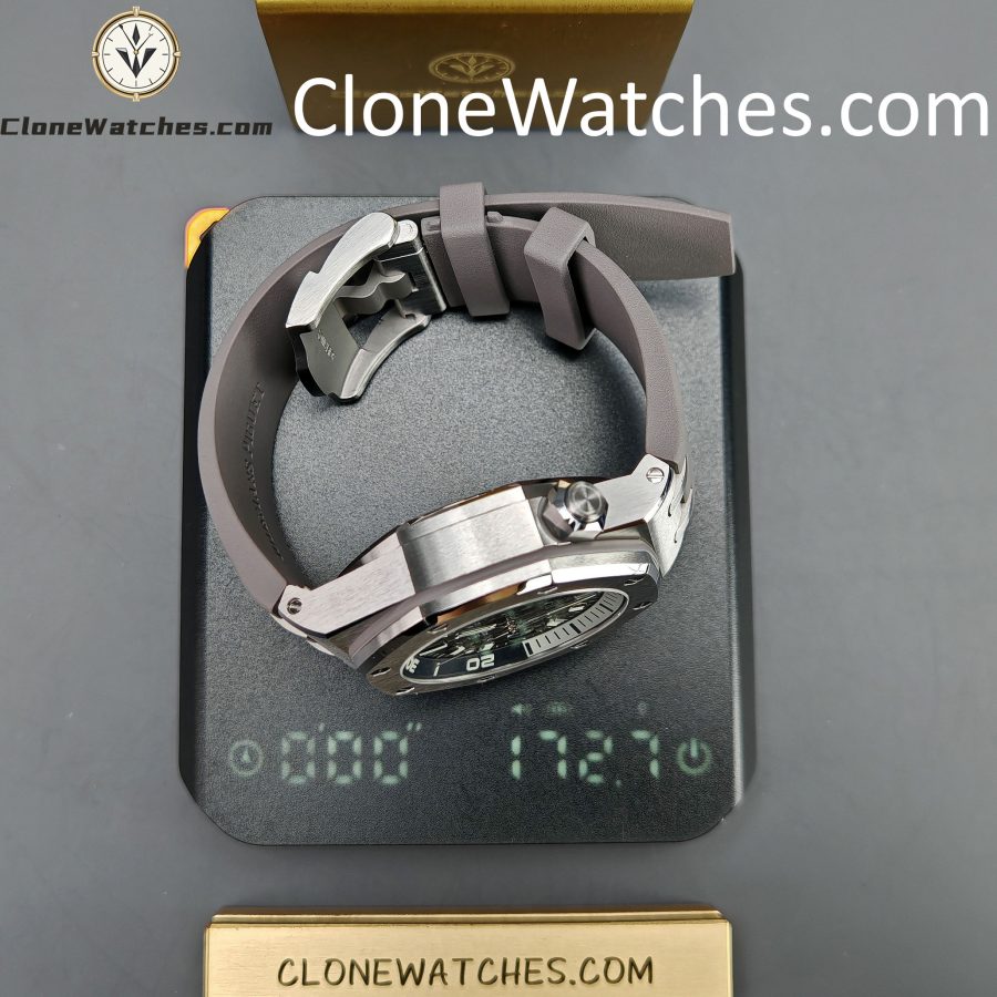 Audemars Piguet Super Clone Watches 1:1 Royal Oak Offshore 15720 Grey Dial - Image 16