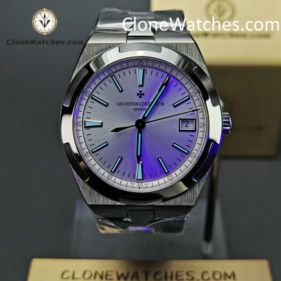 Vacheron Constantin Super Clone Watches 1:1 Overseas 4500V/210A-B126 Silvery white  Dial - Image 2