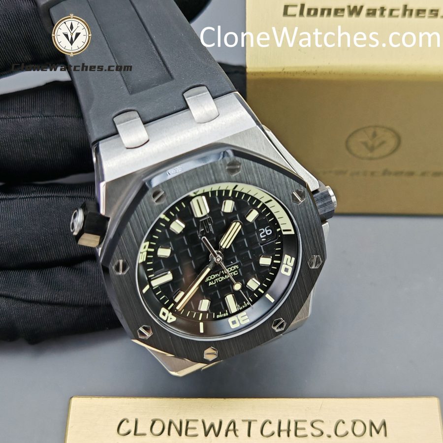 Audemars Piguet Super Clone Watches 1:1 Royal Oak Offshore 15720 Black Dial - Image 4