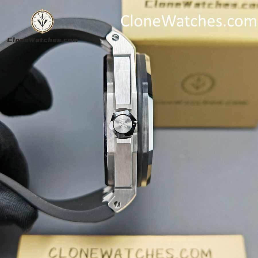 Audemars Piguet Super Clone Watches 1:1 Royal Oak Offshore 15720 Black Dial - Image 6
