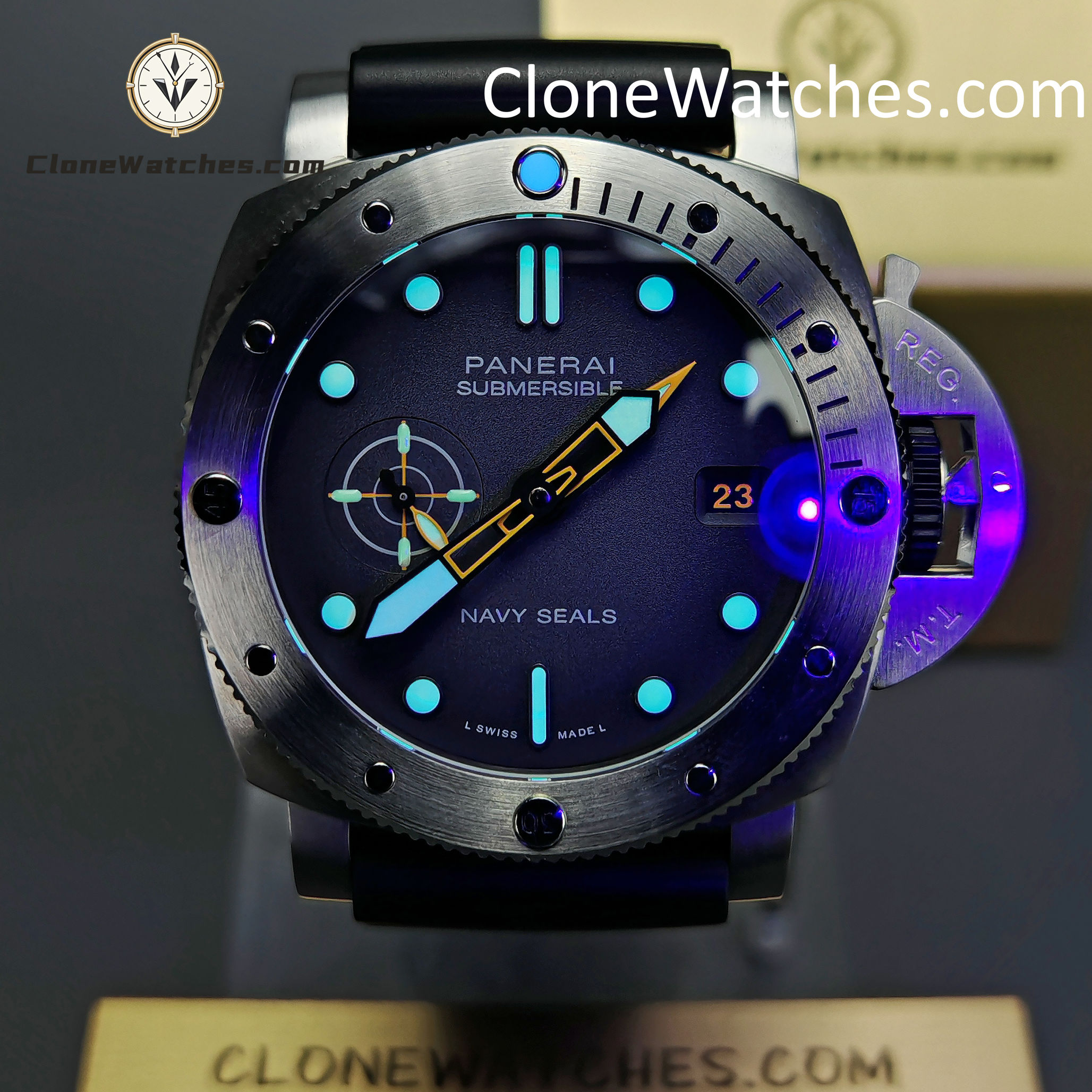 Panerai Super Clone Watches 1:1 Submersible GMT Navy SEALs PAM01323 Gradient Gray dial - Image 2