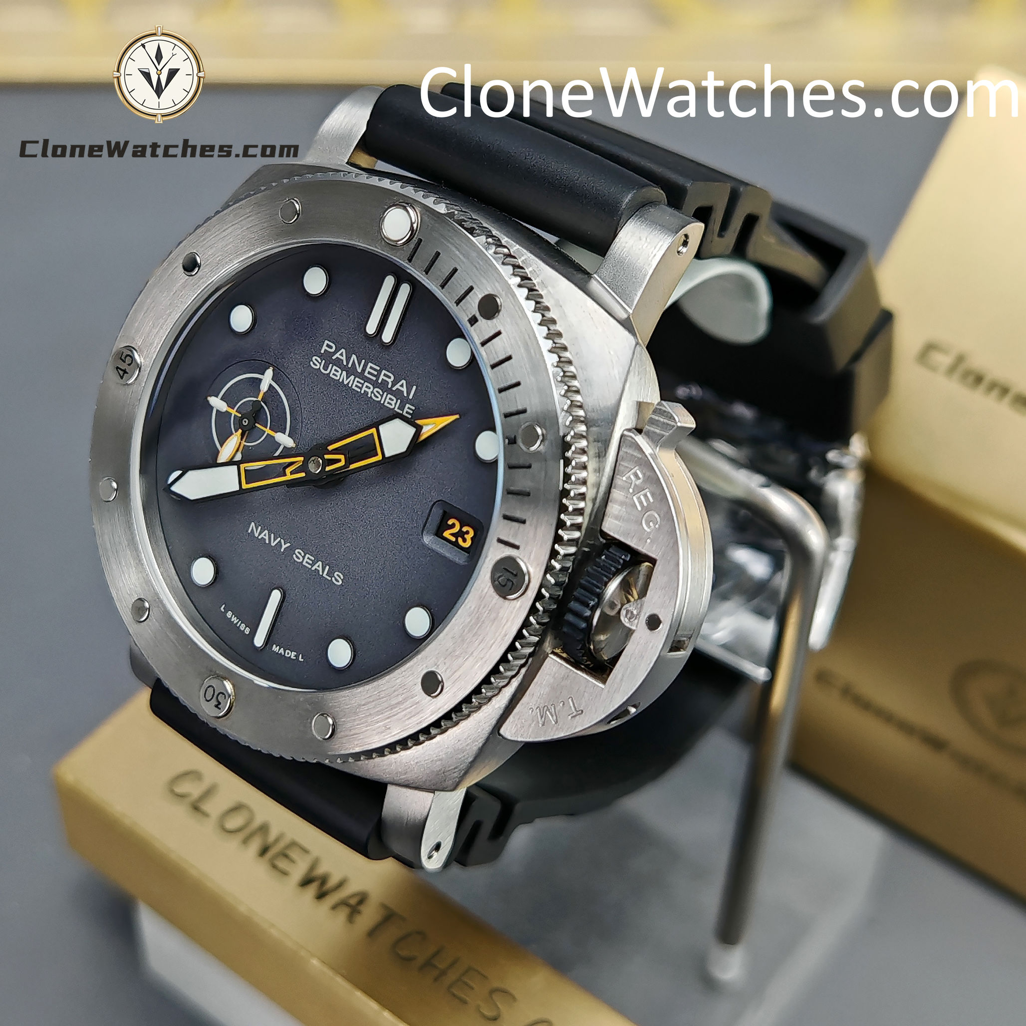 Panerai Super Clone Watches 1:1 Submersible GMT Navy SEALs PAM01323 Gradient Gray dial - Image 3
