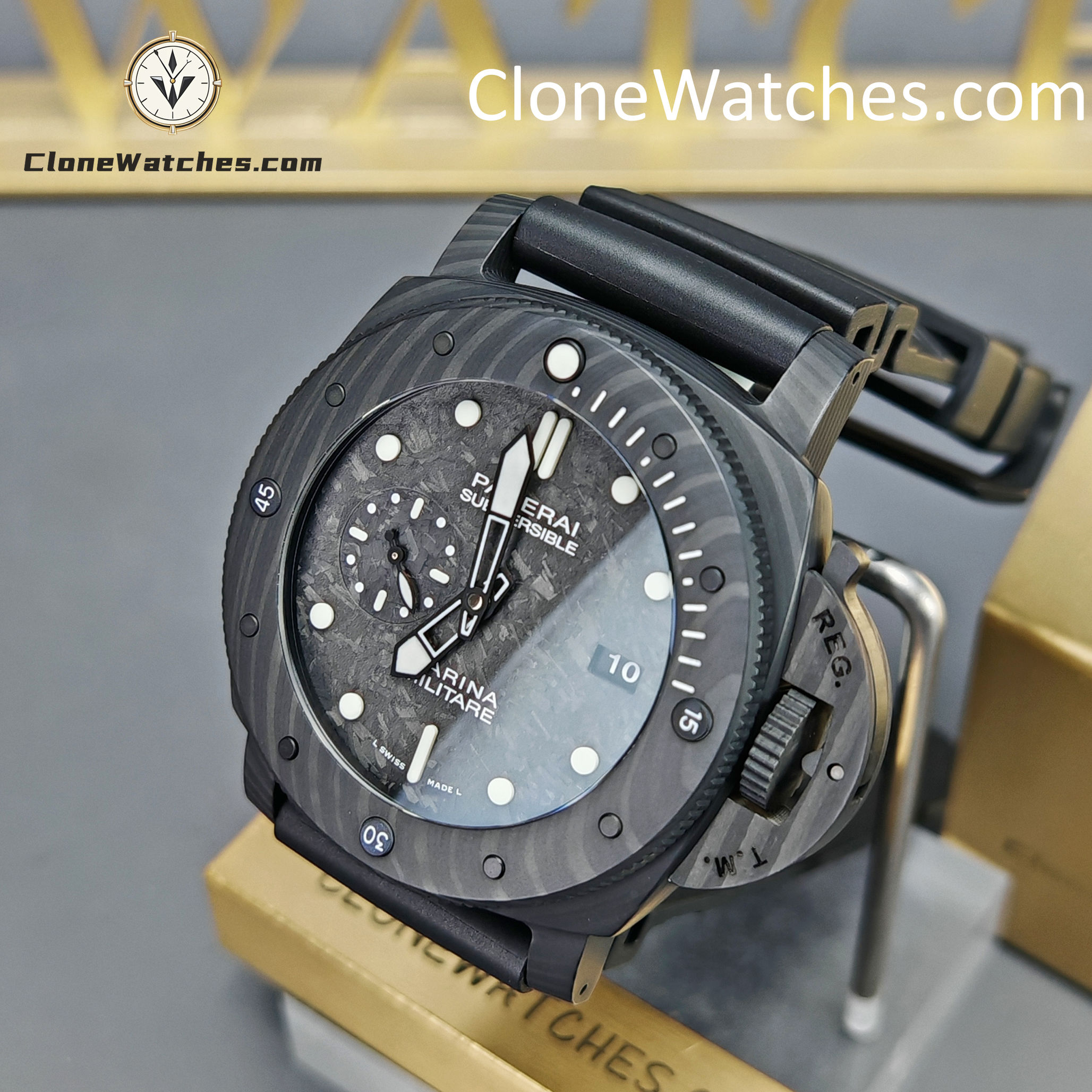 Panerai  1:1 Submersible Marina Militare Carbotech PAM 00979 - Image 3