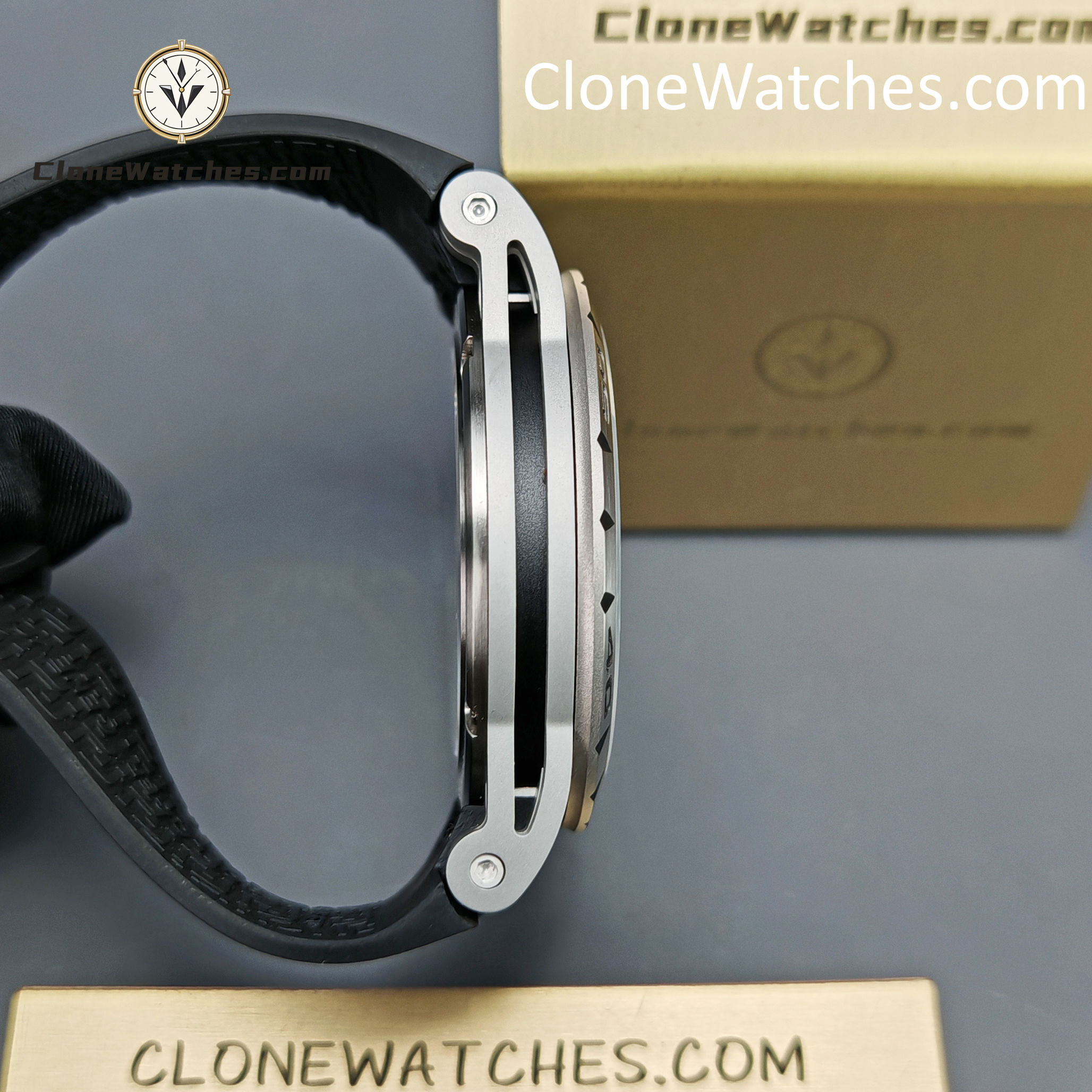 Roger Dubuis Super Clone Watches 1:1 Excalibur Skeleton Dial RDDBEX0479 45MM - Image 7