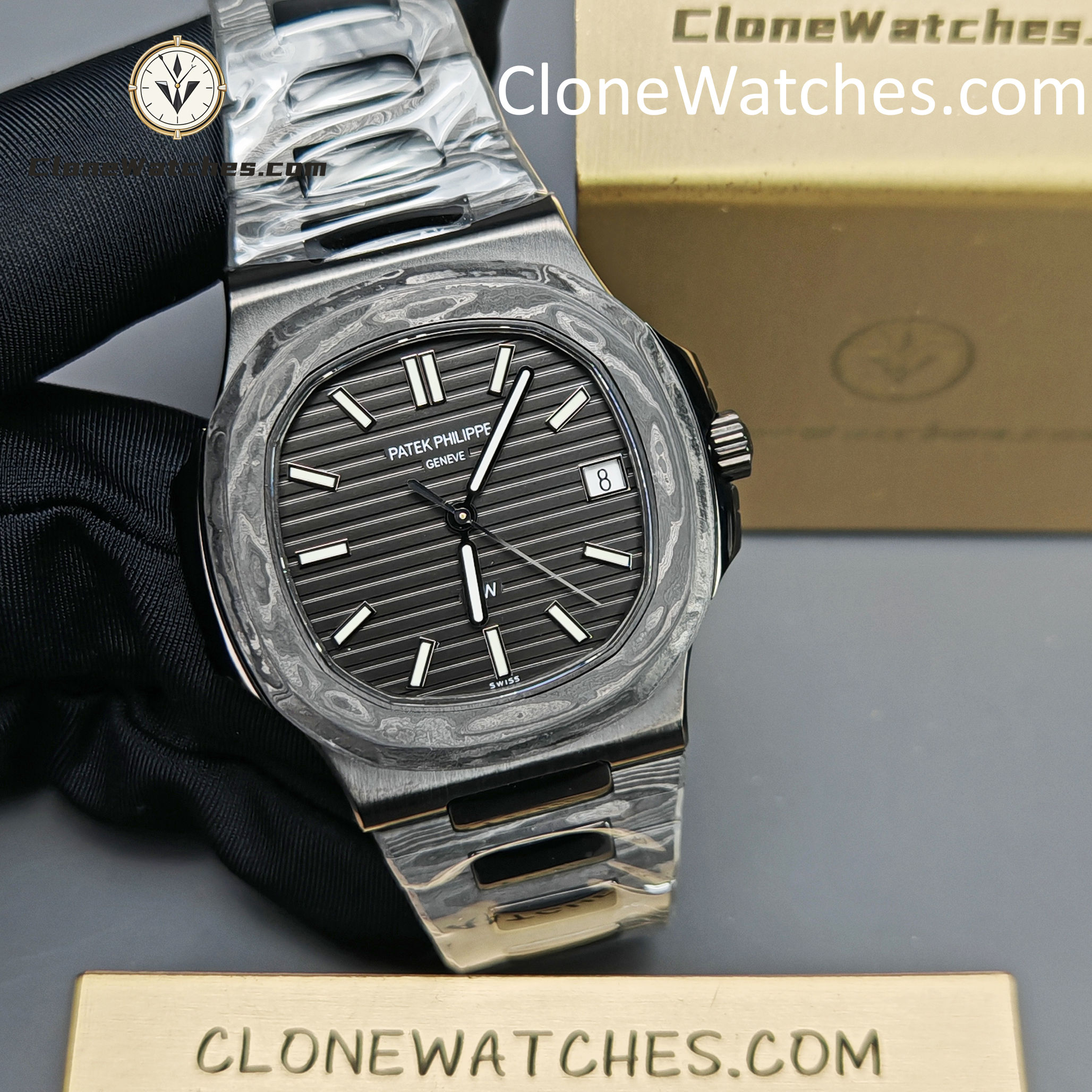 Modified Super Clone Watches 1:1 DiW Patek Philippe Nautilus CARBON BLACK 5711 - Image 6