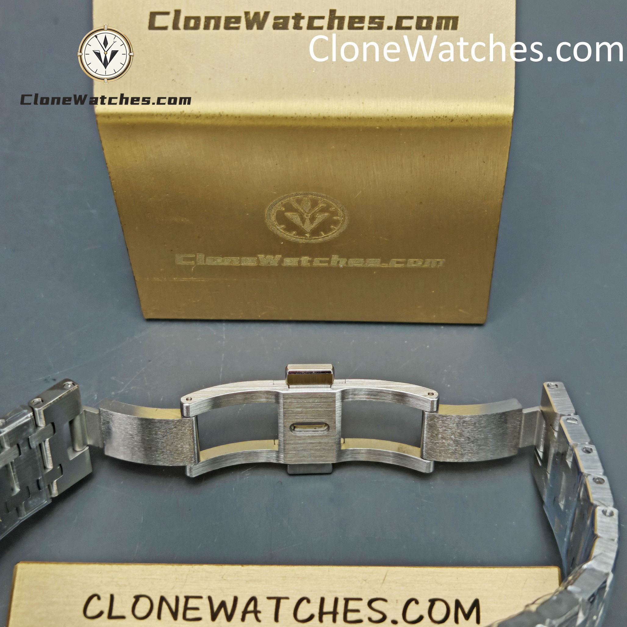 Audemars Piguet Super Clone Watches 1:1 Royal Oak 15400 Black Dial - Image 14