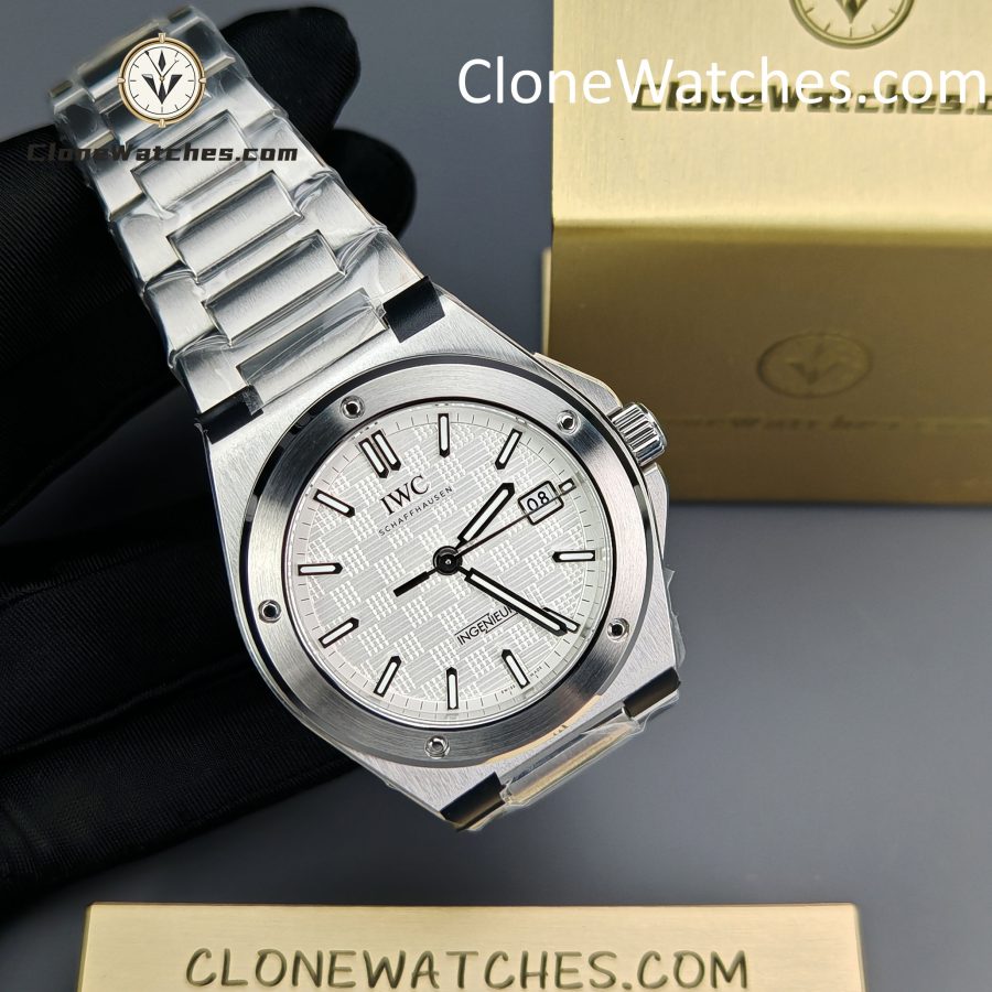 IWC Super Clone Watches 1:1 IW328902 Ingenieur Automatic 40 Silver plated Dial - Image 4